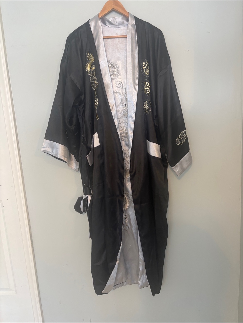 Silk-Feel Black & Silver Embroidered Kimono Robe